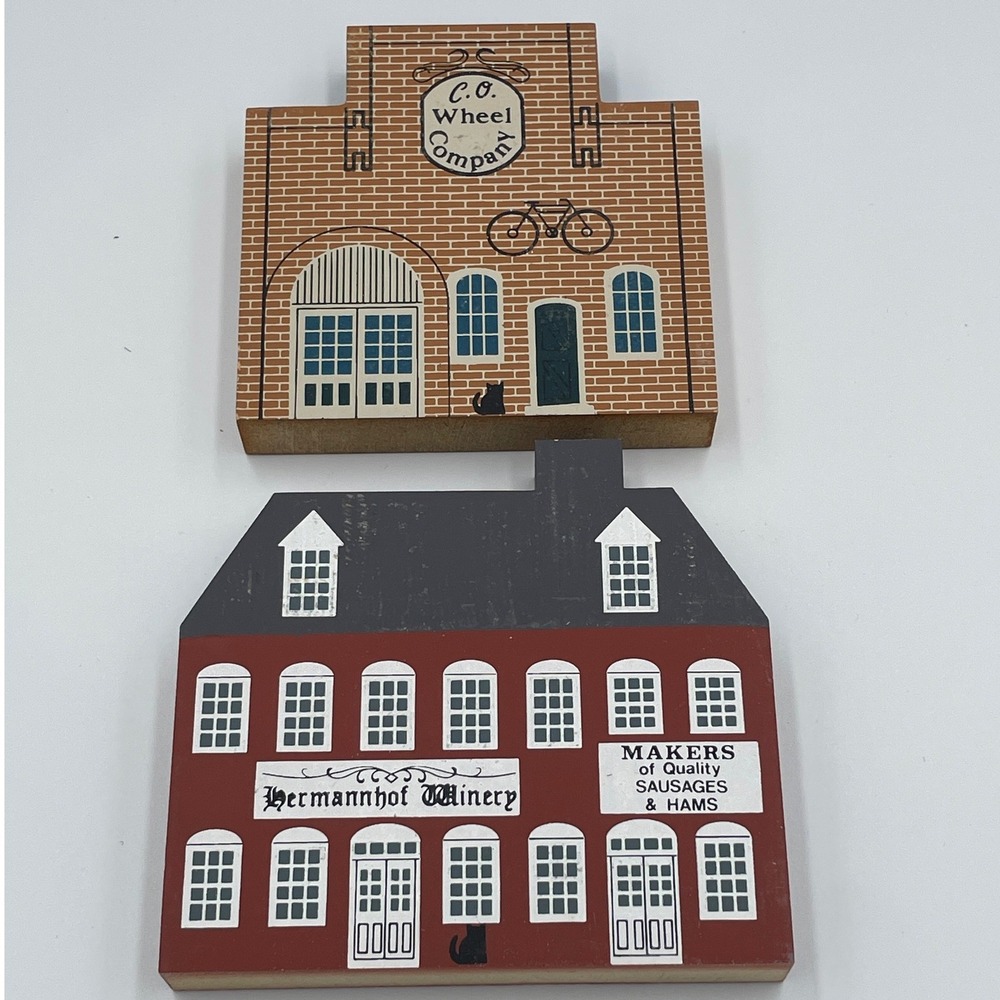 The Cats Meow Village 1988 Tradesman Series Hermannhof Winery CO Wheel Co Lot 2